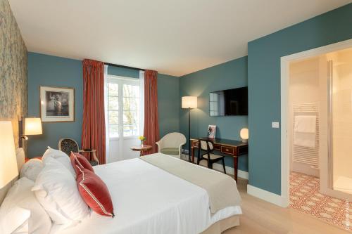 1 queen bed