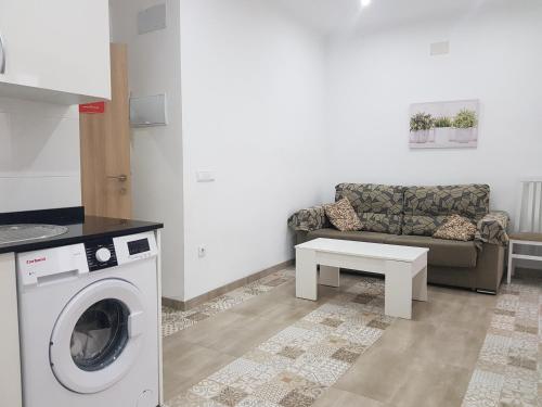  Luceros Apartamentos Alicante in Alicante