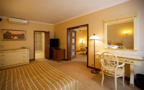 Navaria Nova - Hotel - Lviv