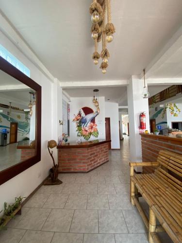Hall, Whale House Hotel in Puerto Lopez