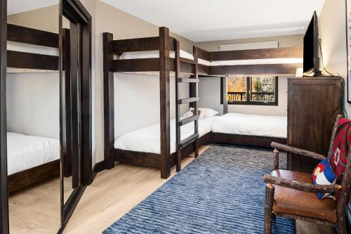 Highlands Westview 202 condo - image 10