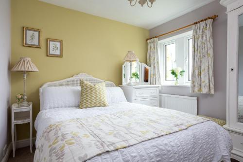 Bramble Cottage is a wonderful country cottage in the village of Hetton