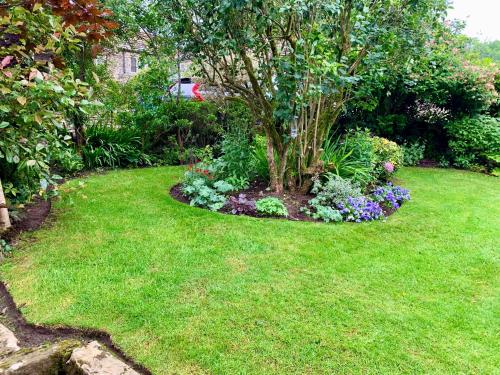 Bramble Cottage is a wonderful country cottage in the village of Hetton