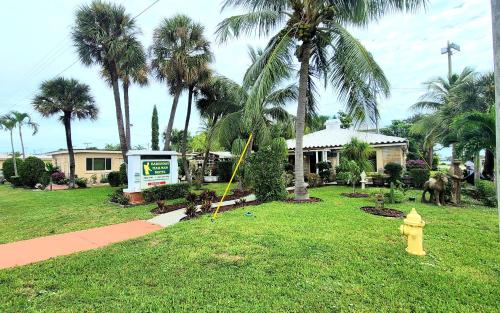 Barefoot mailman motel