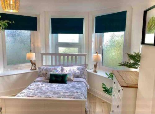 Casuarina, Ventnor