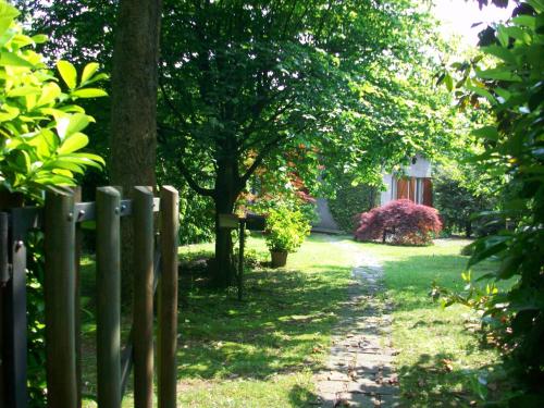  B&B L'Albero Maestro, Pension in Orsenigo