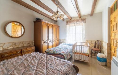 5 Bedroom Stunning Home In Villarrn De Campos