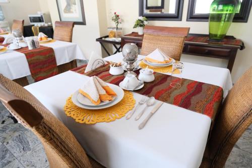 Facilities, The Whitehouse Bed and Breakfast in Westville