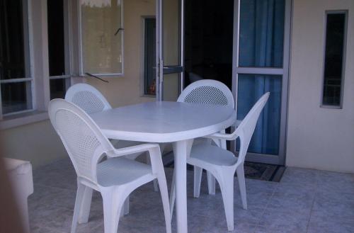 شرفة/ تراس, أكاجو سور مير ريزدنس (Acajou Sur Mer Residence) in Oyster Bay