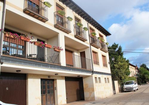  Apartamento Mirador del Pantano2, Pension in Vinuesa bei Hinojosa de la Sierra