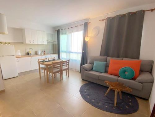 Pomelo Blue by Lovely Property