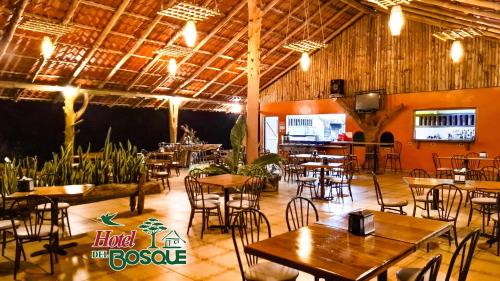 設施, 博斯克酒店 (Hotel del Bosque) in 薩拉皮奇