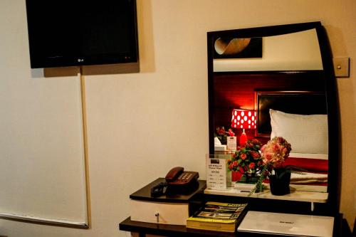 Karoon Hotel - image 5