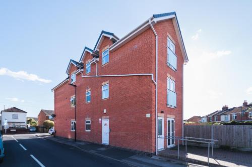 Picture of Goshen Serviced Accommodation - Priory Road Southampton Free Parking