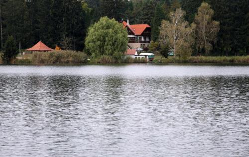 . Ágneslaki Ökoturisztikai Centrum és Vadászház