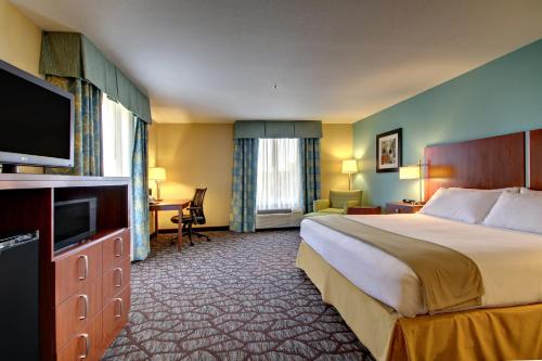 Holiday Inn Express & Suites Jacksonville South - I-295, an IHG Hotel