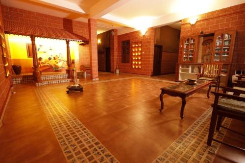 Viesnīcas āriene, Cure Monastery family resort in Marajura