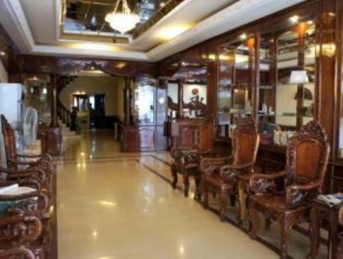 Lobi, Star Hotel in Battambang