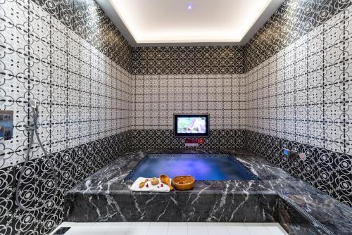 Bad, Norway Forest Motel - Wen Chuang Branch in South District