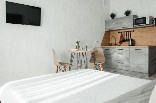 Петрова 221д/1 Отличная квартира посуточно! - image 12