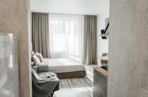 Петрова 221д/1 Отличная квартира посуточно! - image 7