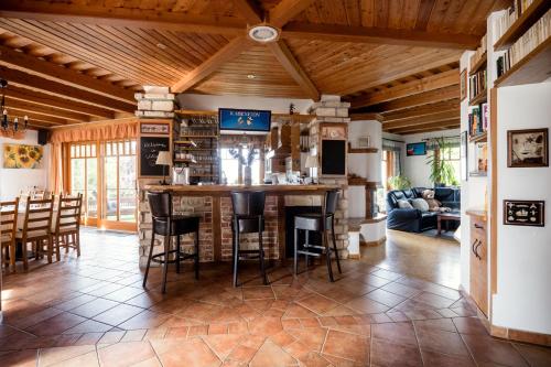 Private Villa with indoor pool photo 4