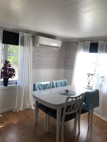 Trevlig stuga nära Hovfjället (Trevlig stuga nara Hovfjallet) in Torsby