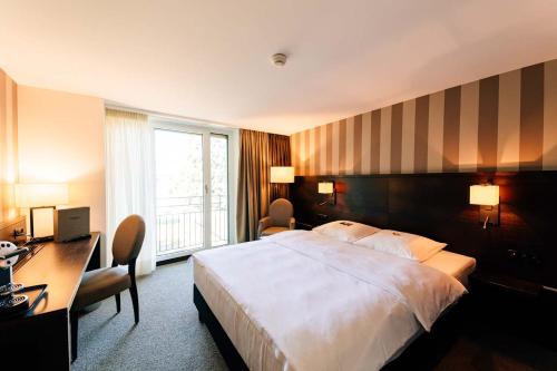 Park Hotel Winterthur - image 9