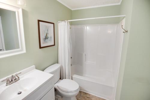 2BR, 2Bath condo Oceanfront Getaway with pool, Myrtle Beach (foto 10)