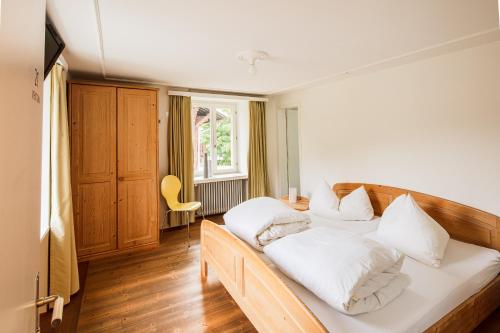 Hotel Vallatscha - image 11