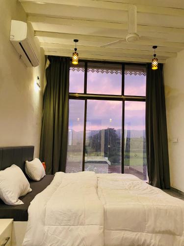 Skats, Mountain N Lake Resort in Dhargaon