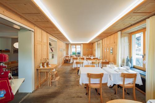 Hotel Vallatscha - image 5