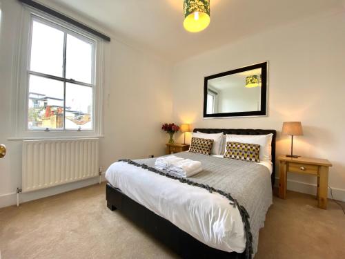 Stylish Maisonette and Studio in Victoria, London (photo 6)