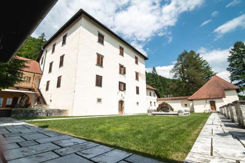 Grad Strmol - image 8