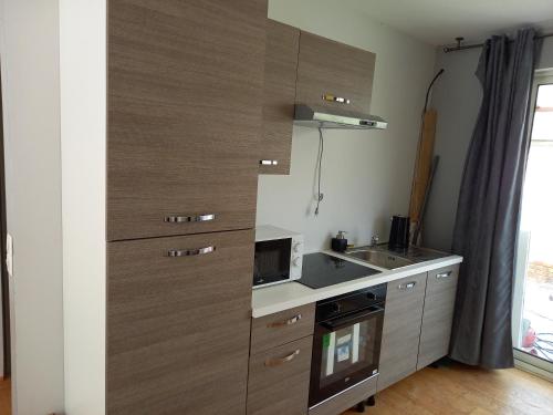 Nantes aéroport 1-5 couchages-Parking-Jardin gîte à louer Château-Bougon