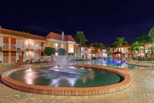 Swimming pool, Quality Inn & Suites Conference Center in New Port Richey (FL)