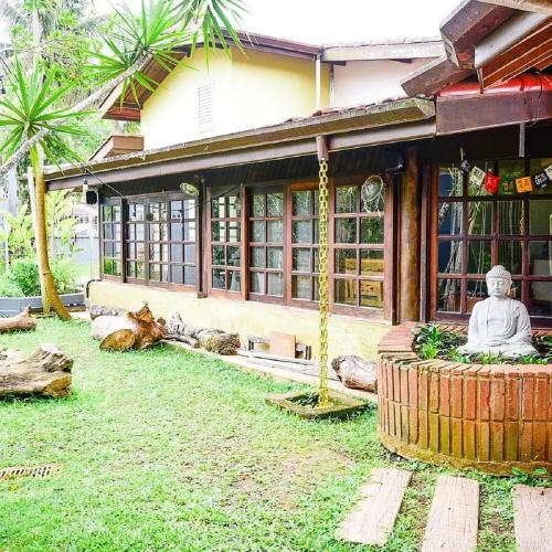 สวน, Santa Hospedaria Beach in เบอร์ติโอก้า