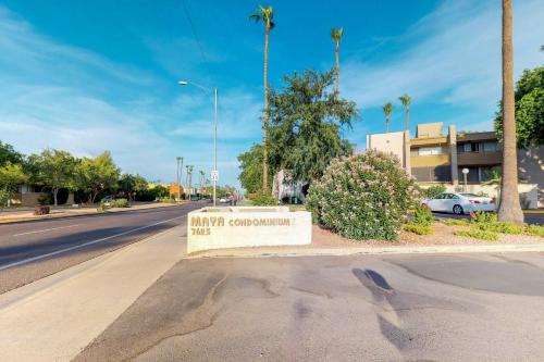 Camelsback Condos - image 10