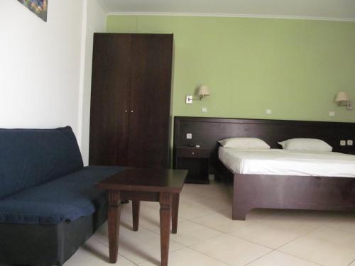 Rio Hotel Ideally located in the prime touristic area of Kardamaina, Rio Hotel promises a relaxing and wonderful visit. Featuring a complete list of amenities, guests will find their stay at the property a comf