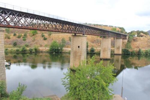 Casa El Callejo de La Fregeneda in ลา เฟรย์เจเนดา