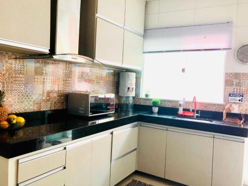 Dúplex em Porto Seguro com piscina a 8 minutos das praias (Duplex em Porto Seguro com piscina a 8 minutos das praias) near Porto Seguro repülőtér