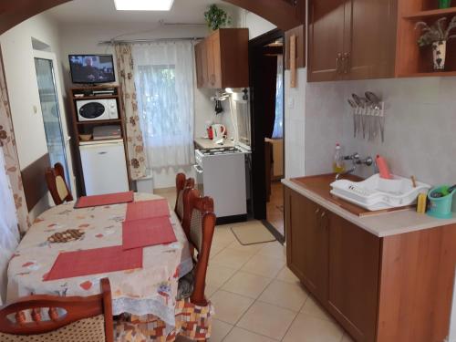 Ágnes Apartman (Agnes Apartman) in Igal