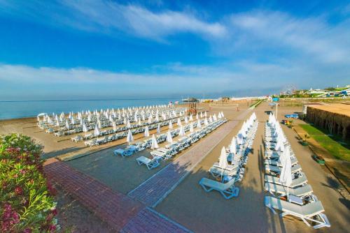 Grand Park Lara Hotel Turkey 300 Reviews Price From 132 Planet Of Hotels