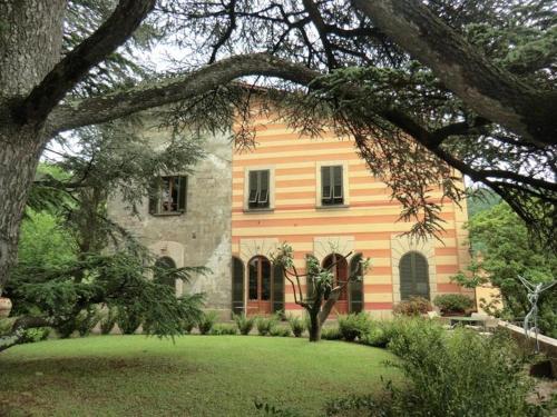 Spacious apartment in the Villa gîte à louer Sambuca Pistoiese