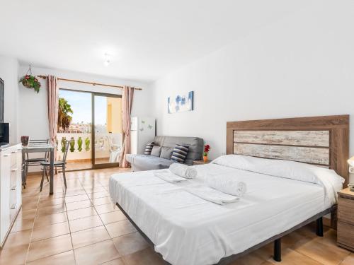651 Bright establishment, heated pool and Wi Fi 2
