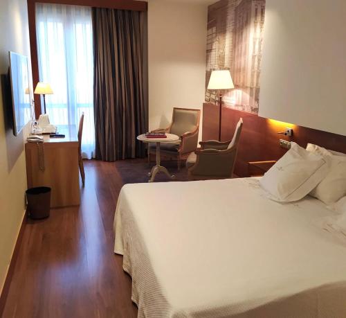Gran Hotel La Perla - image 13
