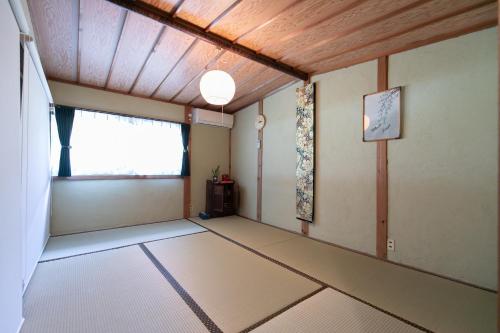 2 futon beds