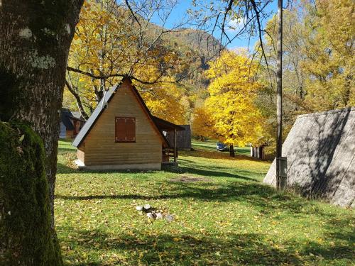 B&B Konjic - Vikendica Boračko jezero - Bed and Breakfast Konjic