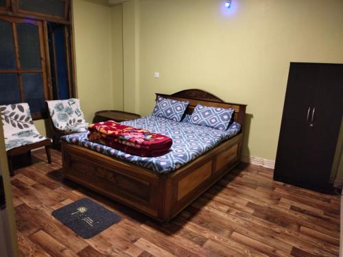 Denzongpa VL Tour & Home Stay , Tukdah Tea Estate , Darjeeling
