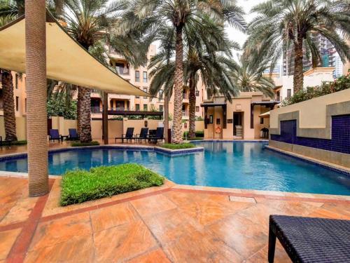 Lovely 1-bedroom apt with direct Burj Khalifa view